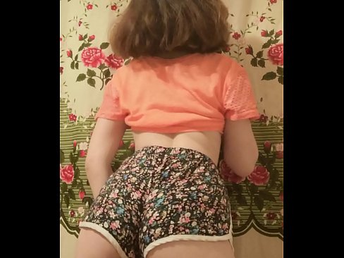 ❤️ Sexig ung babe som strippar av sig sina shorts inför kameran ❤ Sexvideo at porn sv.drpornofilme.ru